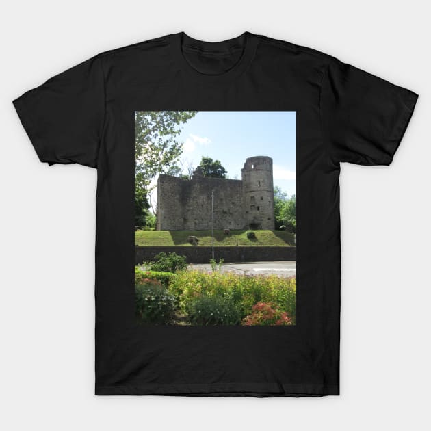 Strathaven Castle, Scotland T-Shirt by MagsWilliamson